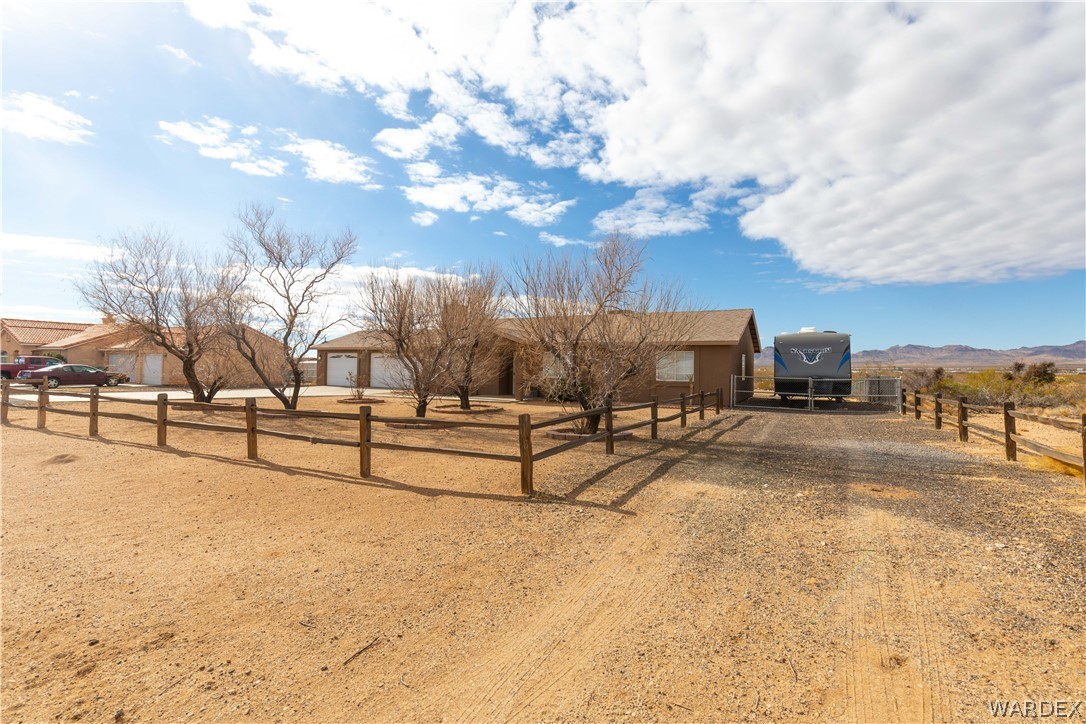 3697 Milky Way Road Golden Valley, AZ 86413 - Photo 11 of 48 Gallery Image 11