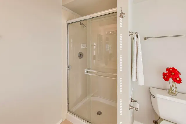 $448,000 | 1720 Maple Avenue, Unit 2580, Evanston, IL 60201