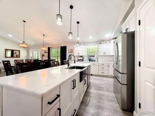 $725,000 | 386 County Road 205, Ironton, MO 63650