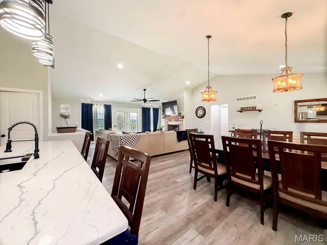 $725,000 | 386 County Road 205, Ironton, MO 63650