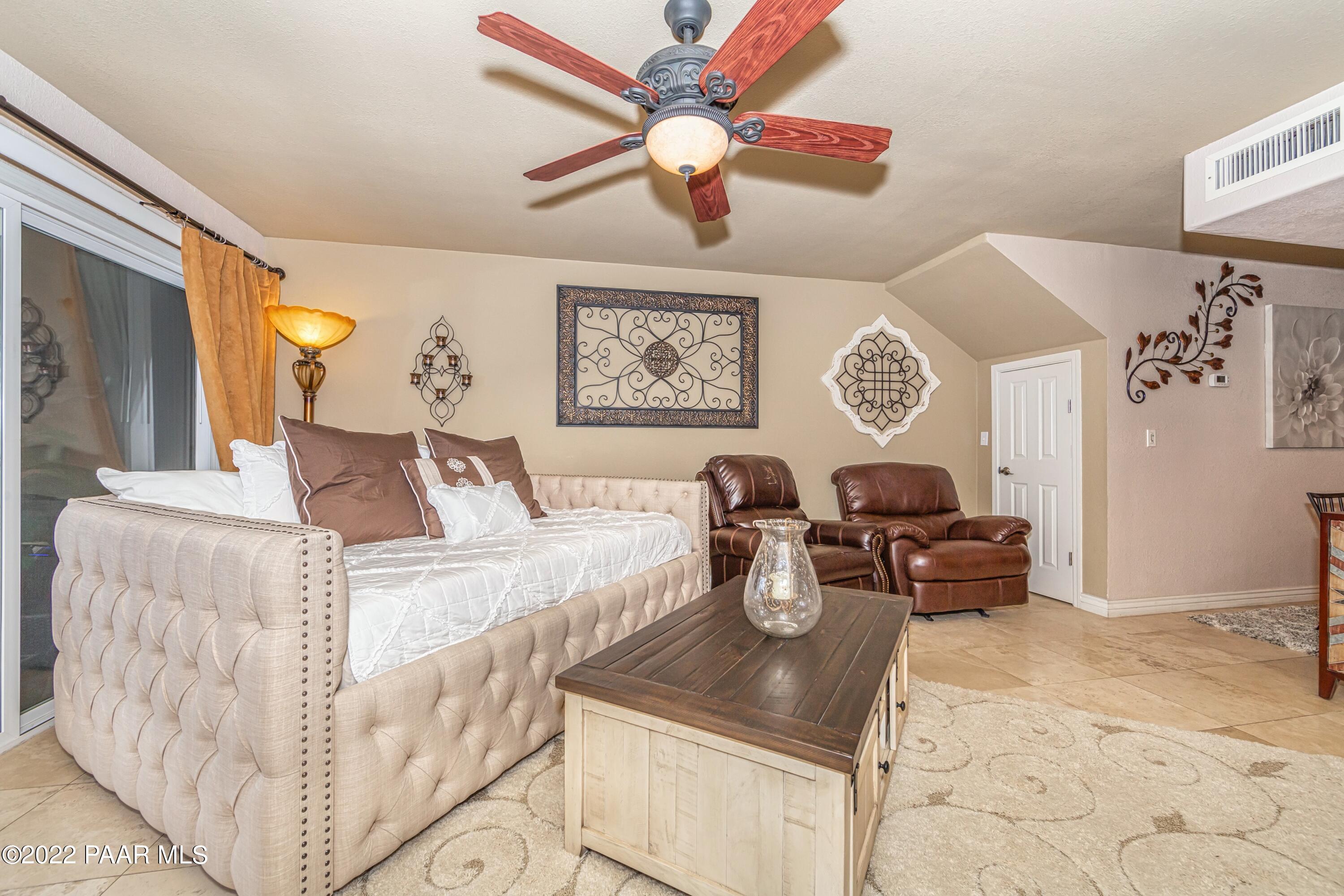 130 Castle Rock Road, Unit 75 Sedona, AZ 86351 - Photo 8 of 30 008_Living Room