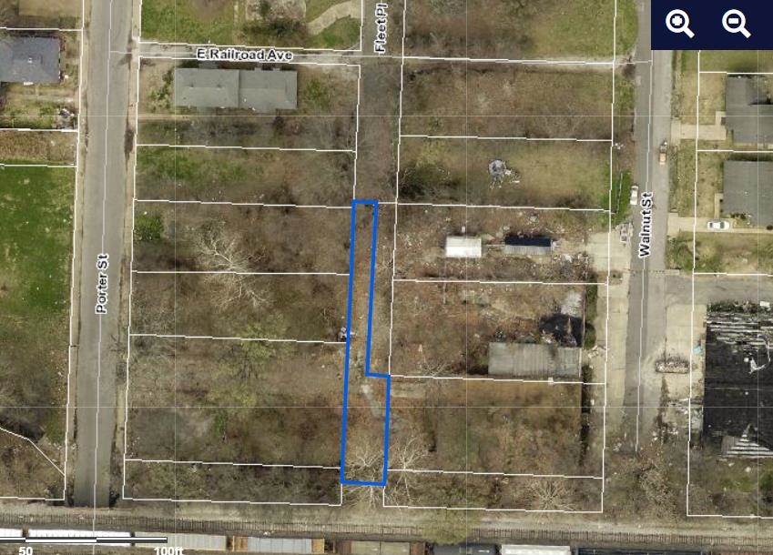 811 Porter Street Memphis, TN 38126 - Photo 3 of 3 a bathroom with a glass shower door