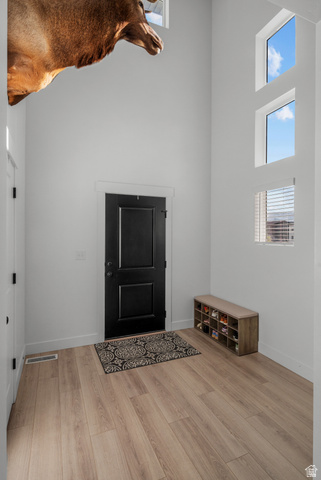 826 Walnut Bark Lane Mapleton, UT 84664 - Photo 4 of 40
