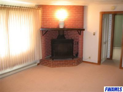 922 South Noyer Road Fort Wayne, IN 46814 - Photo 3 of 12