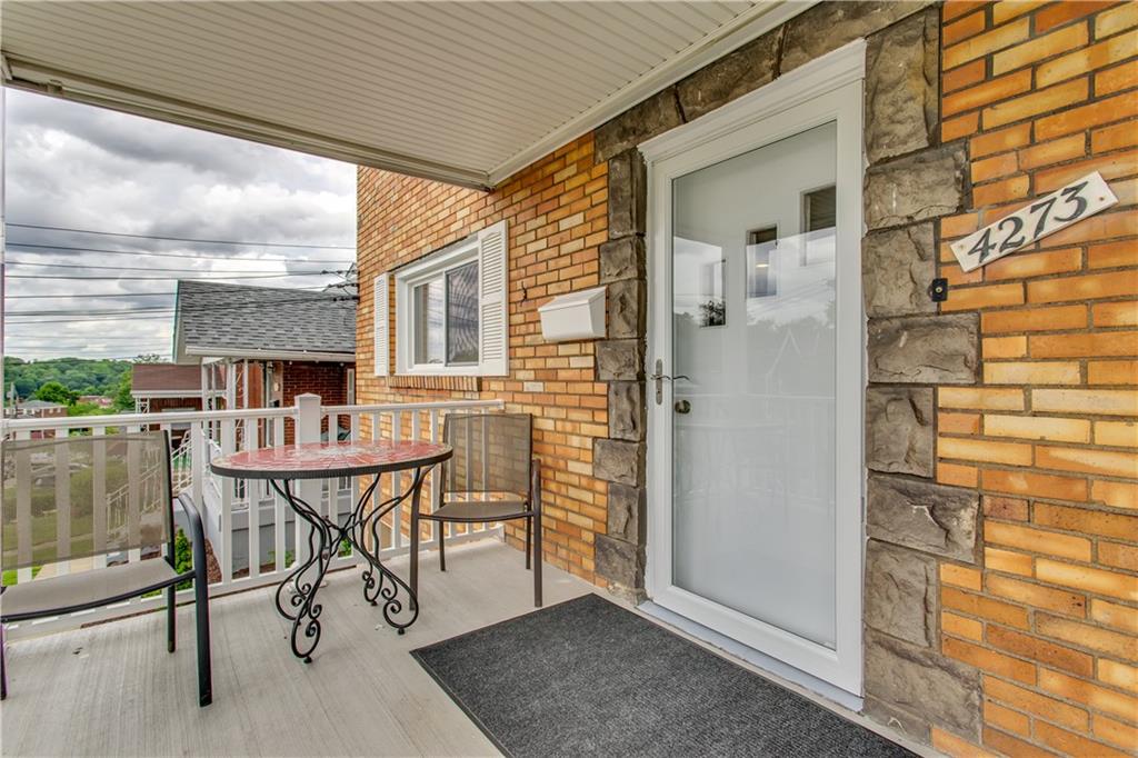4273 Glen Lytle Road Pittsburgh, PA 15217 - Photo 2 of 25 Gallery Image 2