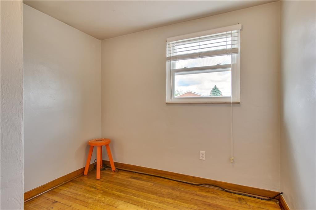 4273 Glen Lytle Road Pittsburgh, PA 15217 - Photo 17 of 25 Gallery Image 17