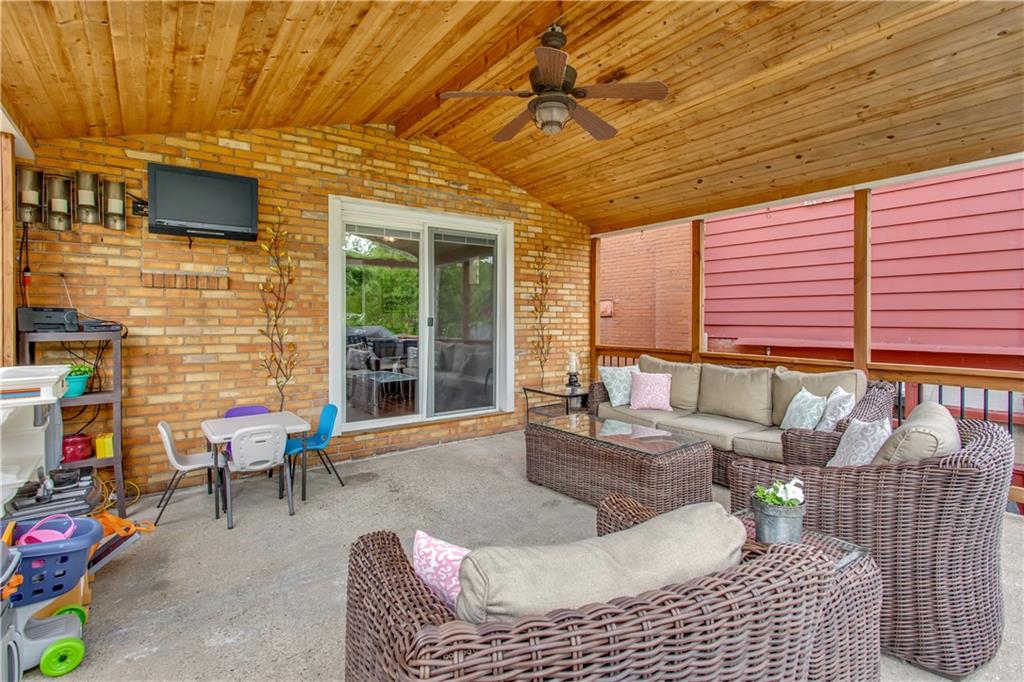 4273 Glen Lytle Road Pittsburgh, PA 15217 - Photo 22 of 25 Gallery Image 22