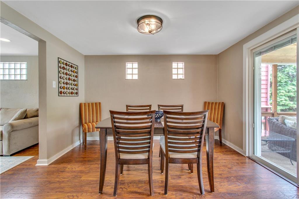 4273 Glen Lytle Road Pittsburgh, PA 15217 - Photo 7 of 25 Gallery Image 7