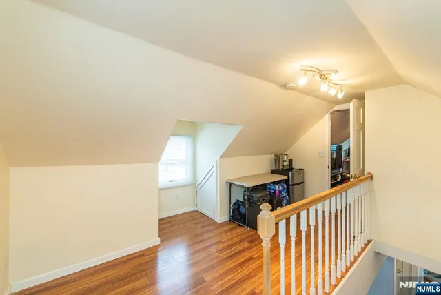 $479,000 | 1452 Lincoln Avenue, Pompton Lakes, NJ 07442