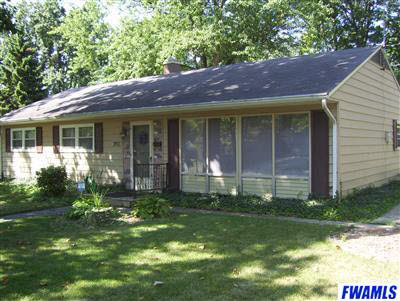 5902 Southcrest Road Fort Wayne, IN 46816 - Photo 1 of 19