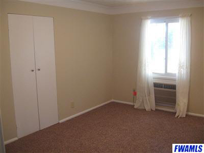 5902 Southcrest Road Fort Wayne, IN 46816 - Photo 7 of 19