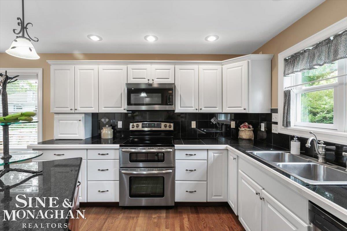 7321 Worth Road Lexington, MI 48450 - Photo 28 of 64 50148934-eb30b53a-5090-4f68-8ca5-fd9bda6fd7dd.JPG