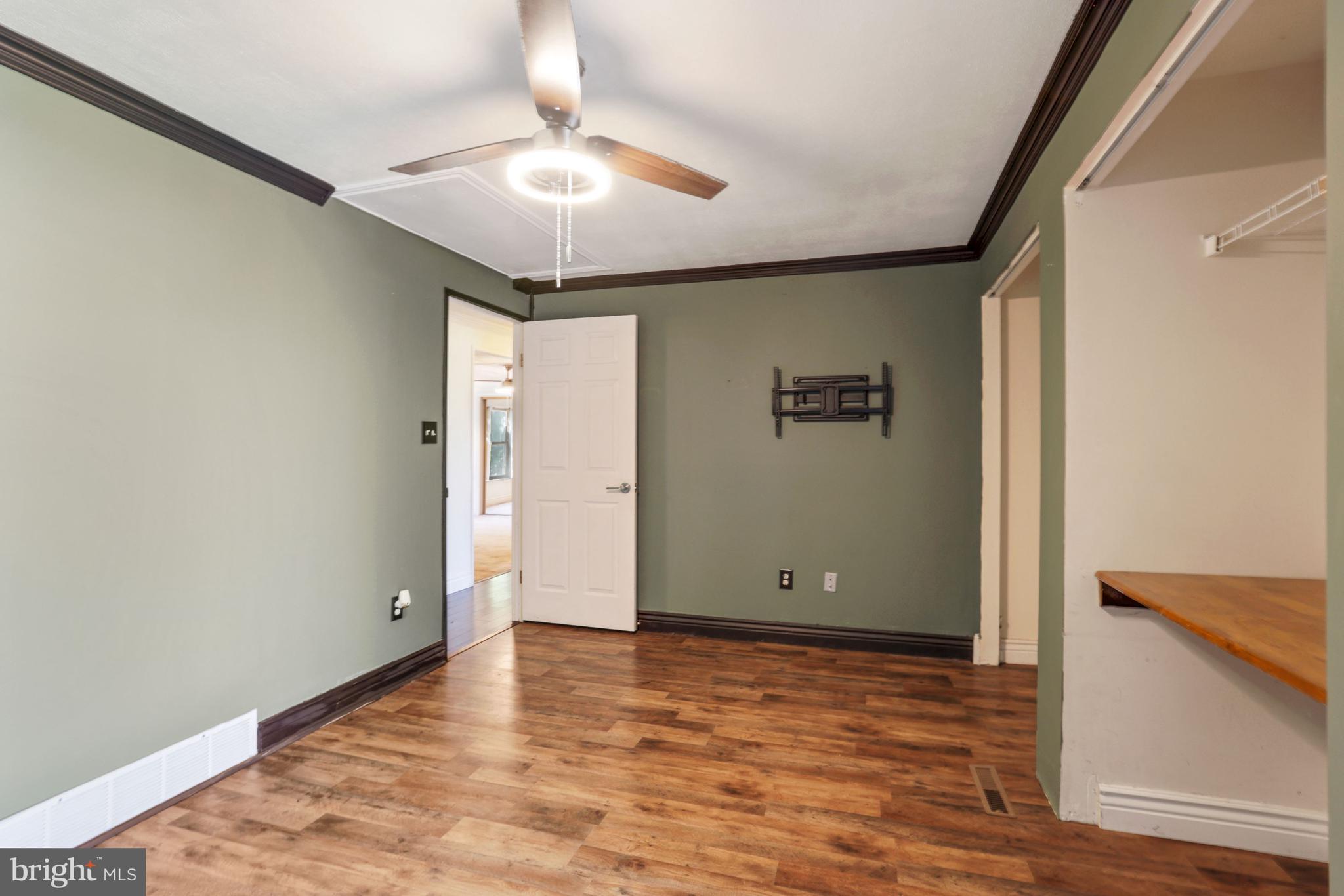 44 Victoria Circle Dover, DE 19901 - Photo 18 of 32 Second Bedroom