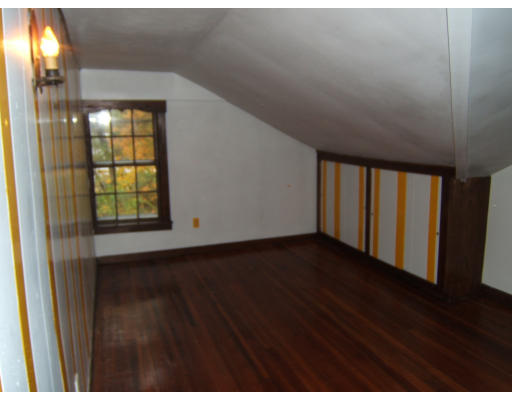 74 Russellville Road Southampton, MA 01073 - Photo 11 of 19 Gallery Image 11