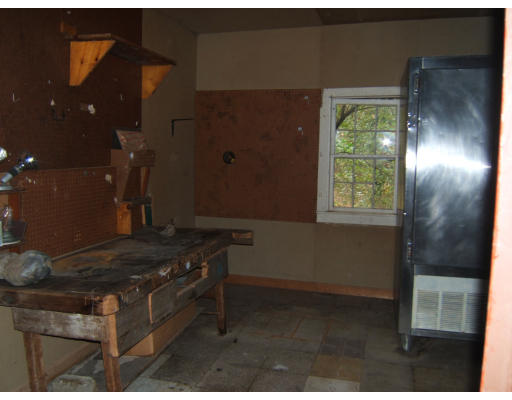 74 Russellville Road Southampton, MA 01073 - Photo 17 of 19 Gallery Image 17