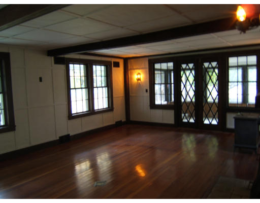 74 Russellville Road Southampton, MA 01073 - Photo 4 of 19 Gallery Image 4