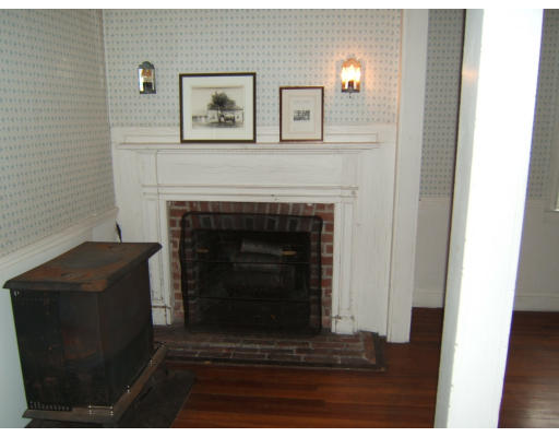 74 Russellville Road Southampton, MA 01073 - Photo 5 of 19 Gallery Image 5