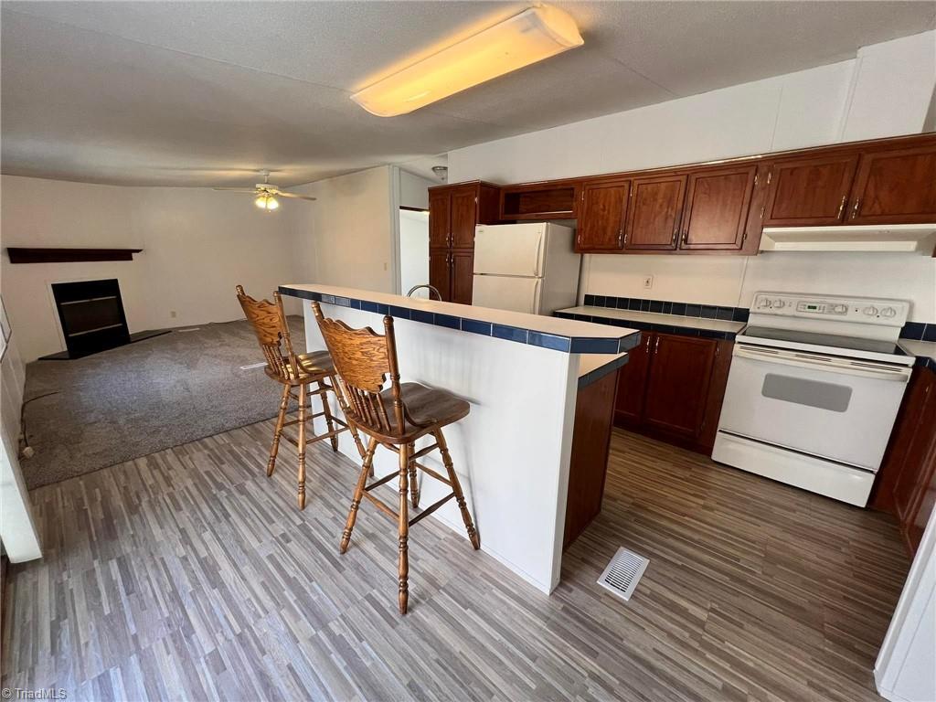 1121 Roy Tuttle Road Pinnacle, NC 27043 - Photo 12 of 49
