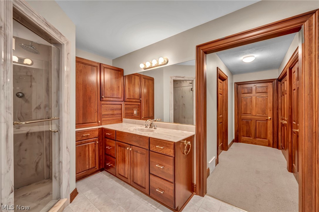 7282 Pinehill Road Painesville, OH 44077 - Photo 40 of 48