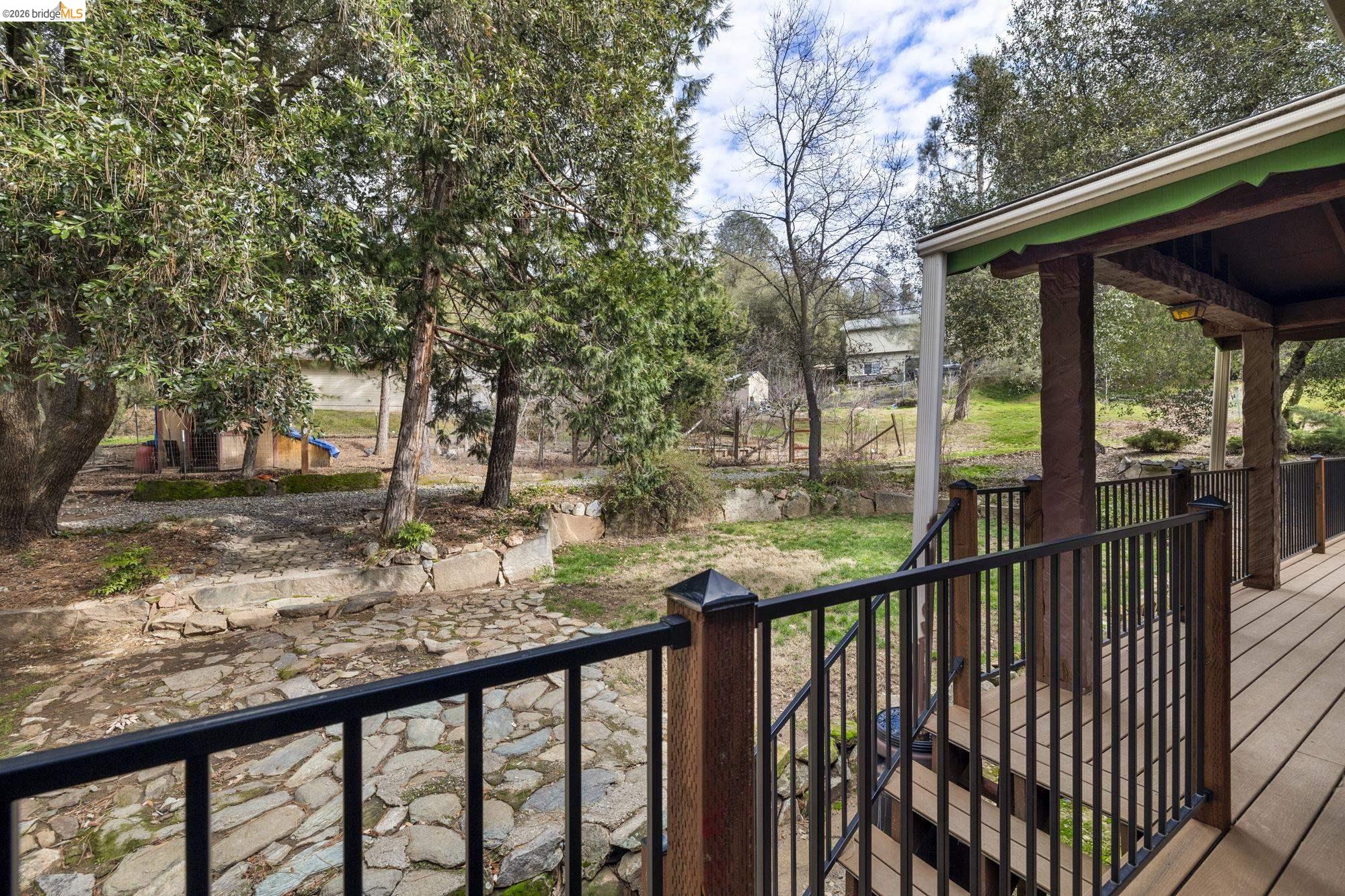 21550 Phoenix Lake Road Sonora, CA 95370 - Photo 35 of 50 a view of street from a balcony