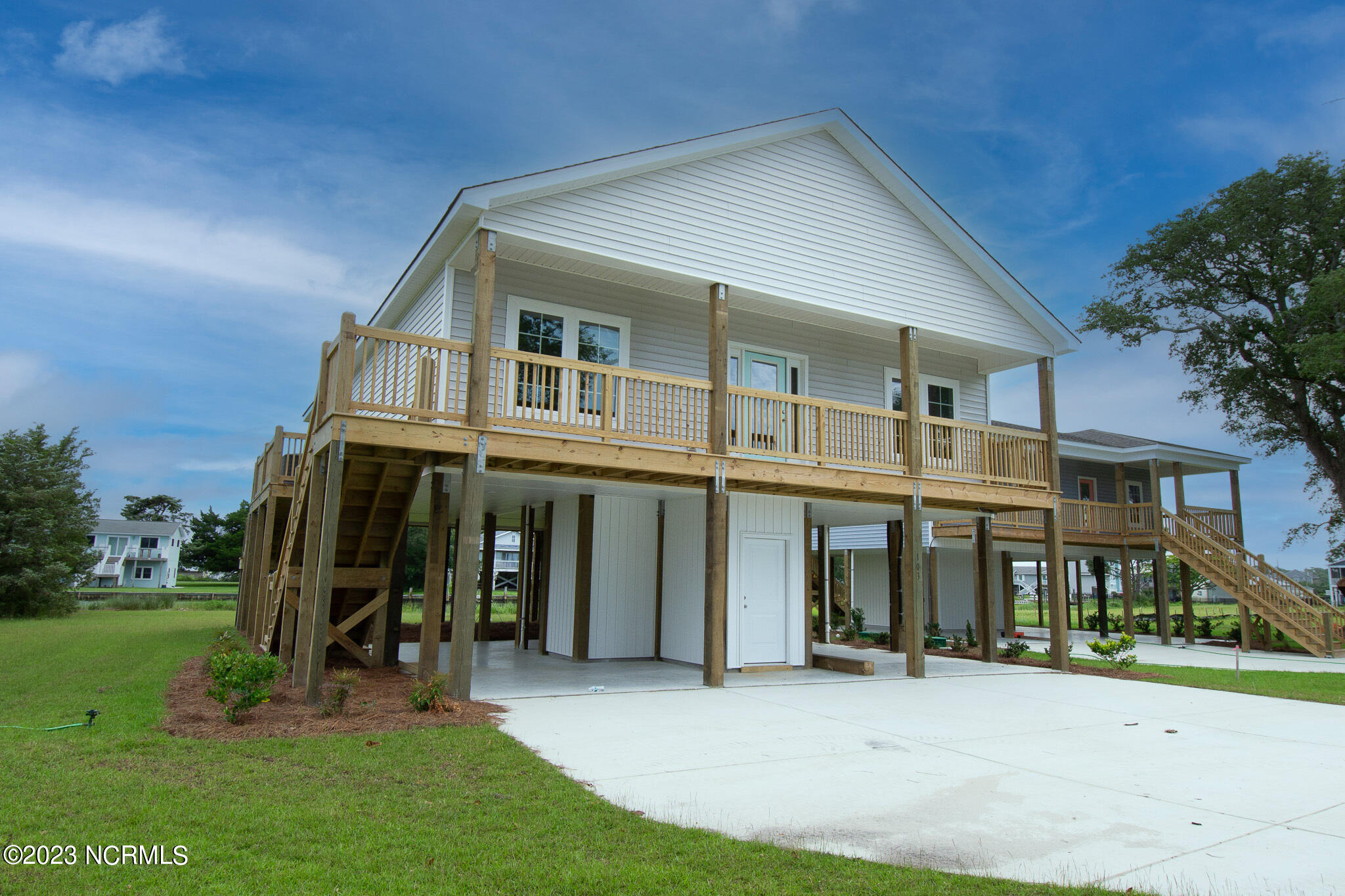 103 Orca Way Cedar Point, NC 28584 - Photo 2 of 32 3