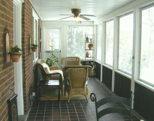 350 Midway Road Mt. Lebanon, PA 15216 - Photo 3 of 8 Gallery Image 3
