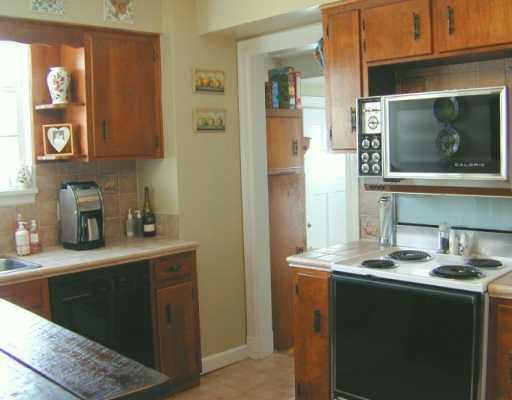 350 Midway Road Mt. Lebanon, PA 15216 - Photo 5 of 8 Gallery Image 5