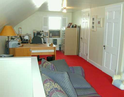 350 Midway Road Mt. Lebanon, PA 15216 - Photo 6 of 8 Gallery Image 6