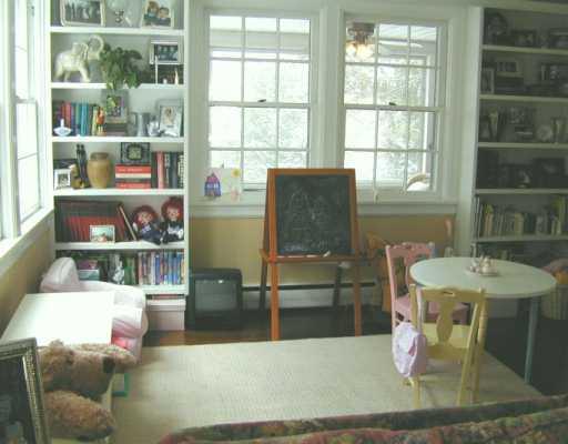 350 Midway Road Mt. Lebanon, PA 15216 - Photo 7 of 8 Gallery Image 7