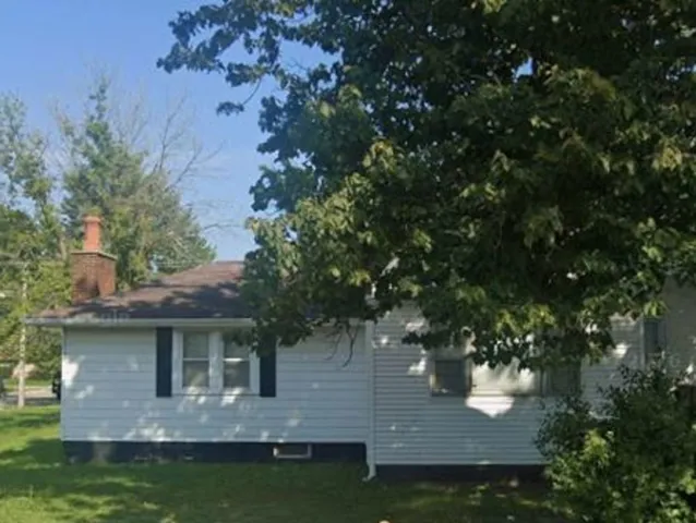 $2,000 | 1503 Kemble Avenue, Unit 1, North Chicago, IL 60064