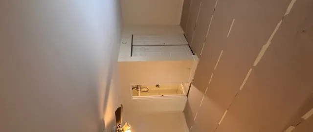 $2,000 | 1503 Kemble Avenue, Unit 1, North Chicago, IL 60064