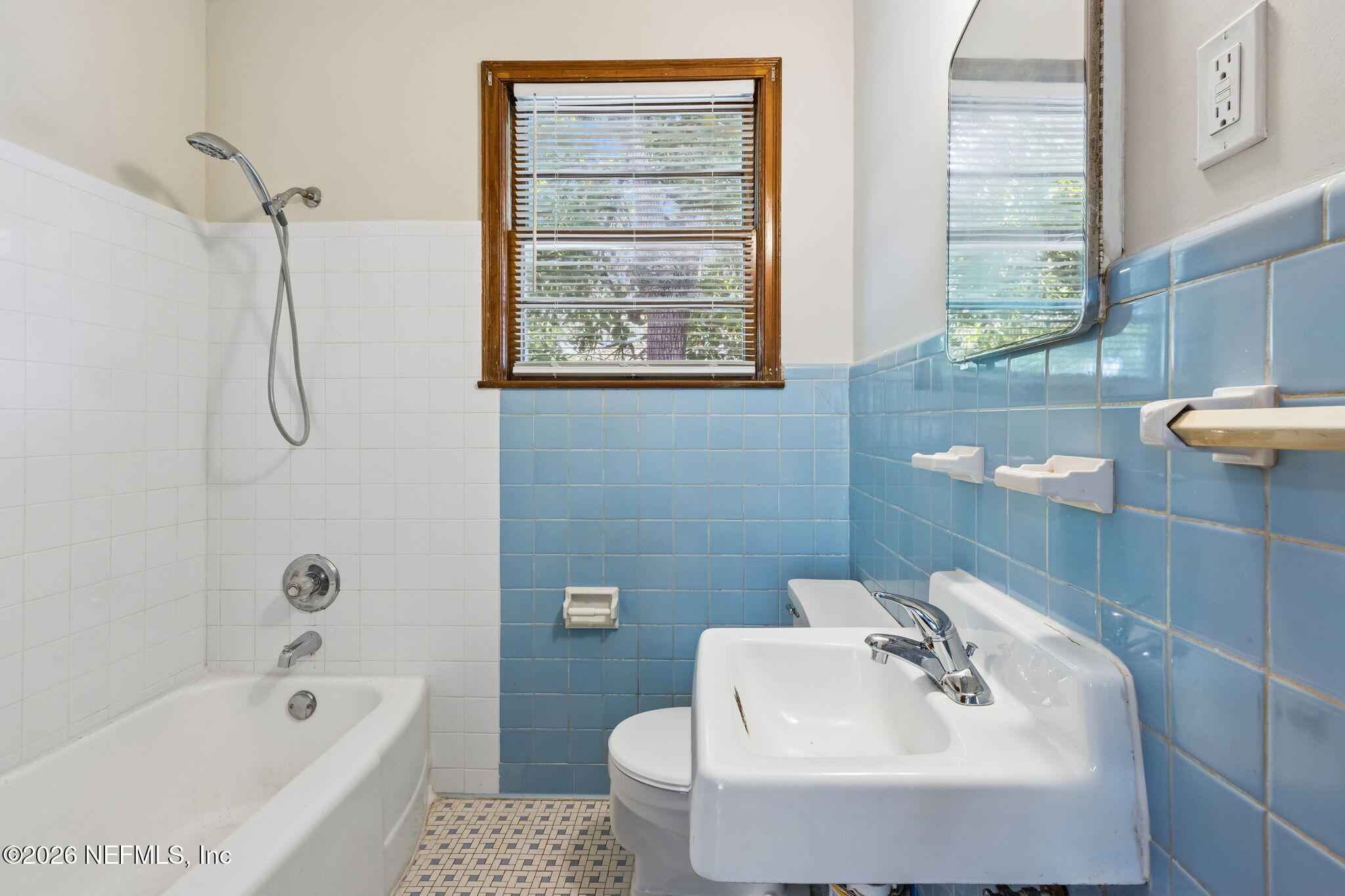 2745 Forbes Street Jacksonville, FL 32205 - Photo 17 of 17 60-web-or-mls-2747 Forbes St-60