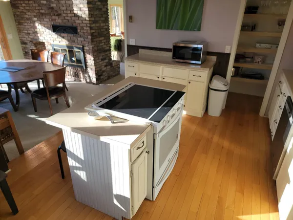 $1,110,500 | 1470 Hwy 61 E Grand Marais Mn 55604, Grand Marais, MN 55604