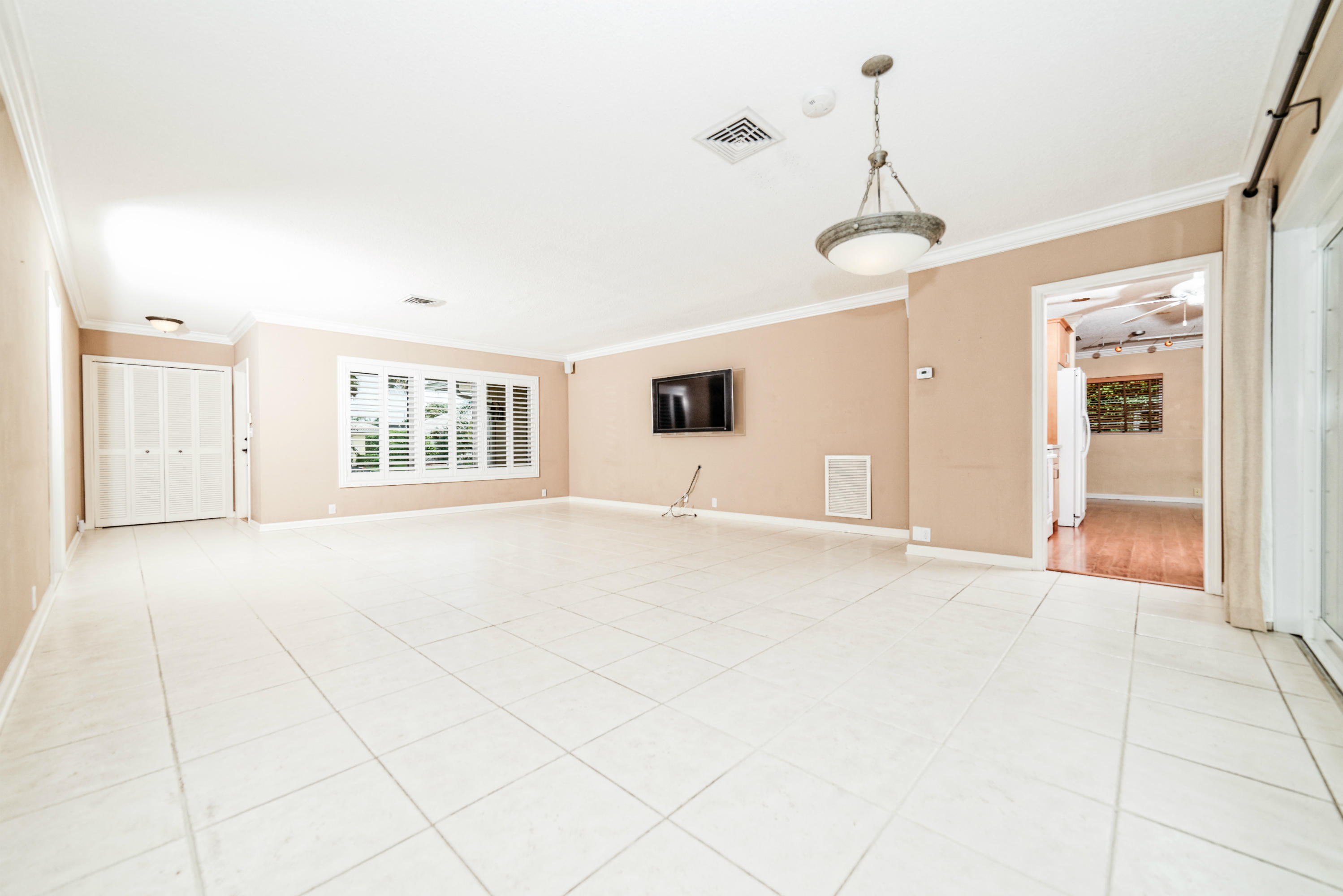 1266 Walnut Terrace Boca Raton, FL 33486 - Photo 8 of 44 dining corner RTW_7183_DxO