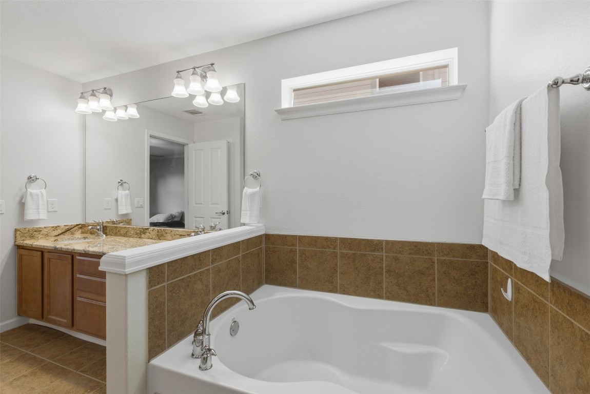 508 Lark Street Leander, TX 78641 - Photo 18 of 40 You have your very own soaking tub.
