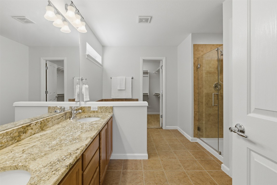 508 Lark Street Leander, TX 78641 - Photo 20 of 40 Another view of the primary bathroom.