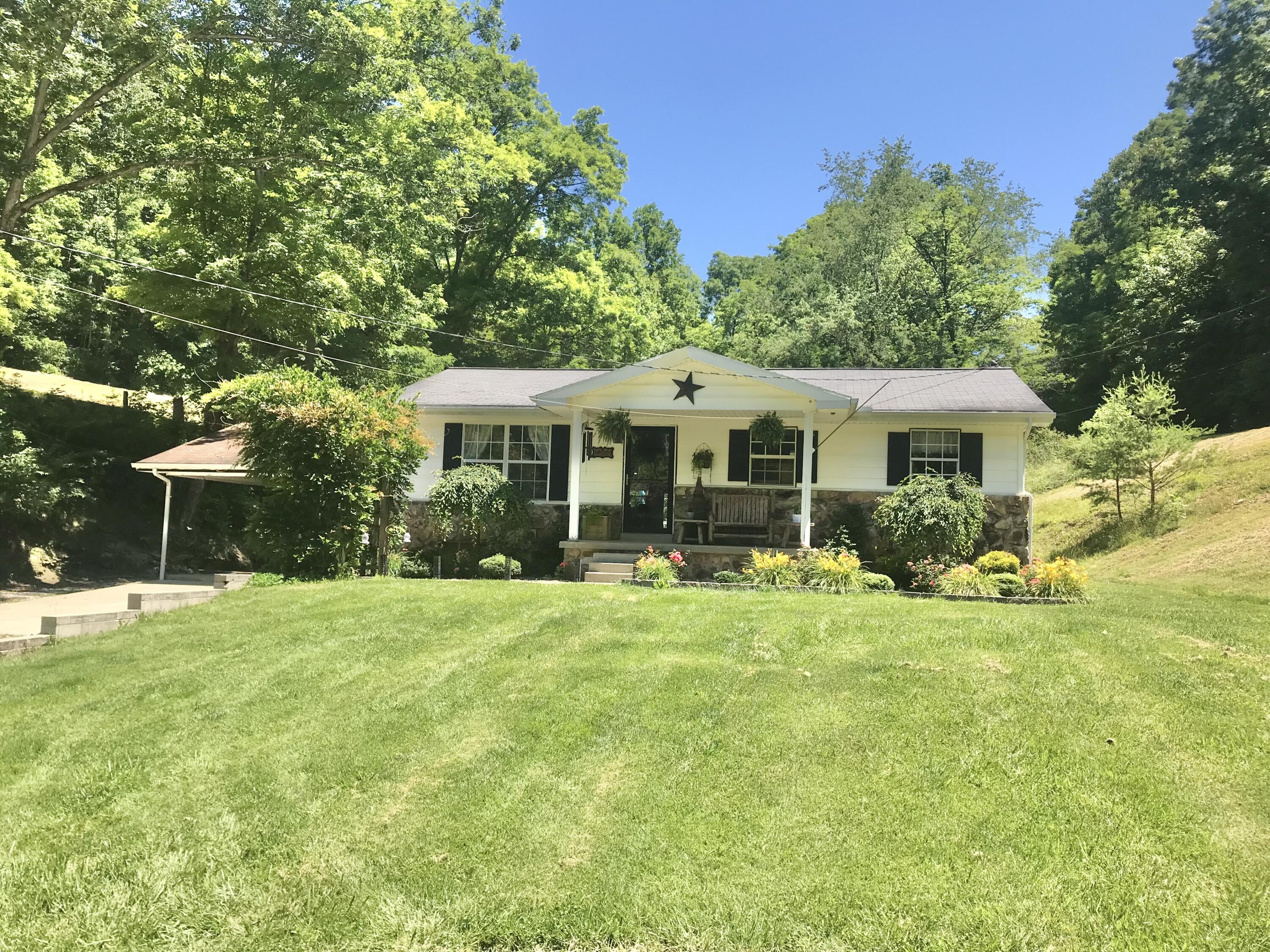 664 Walker Branch Road Morehead, KY 40351 - Photo 1 of 60 IMG_4679