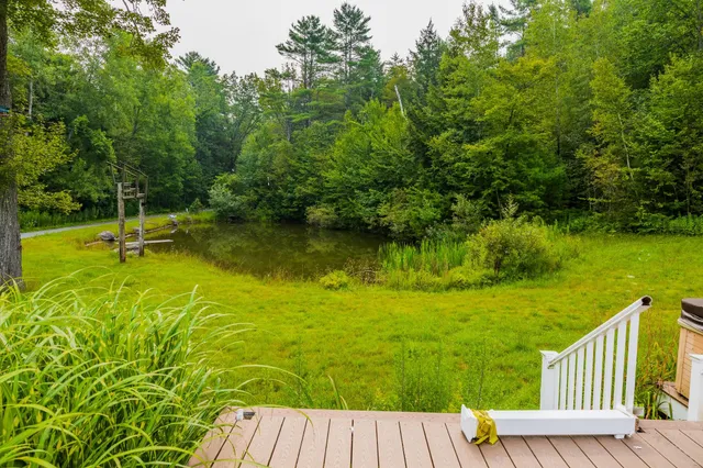 $199,000 | 398 Valley View Road, Hartford, VT 05001