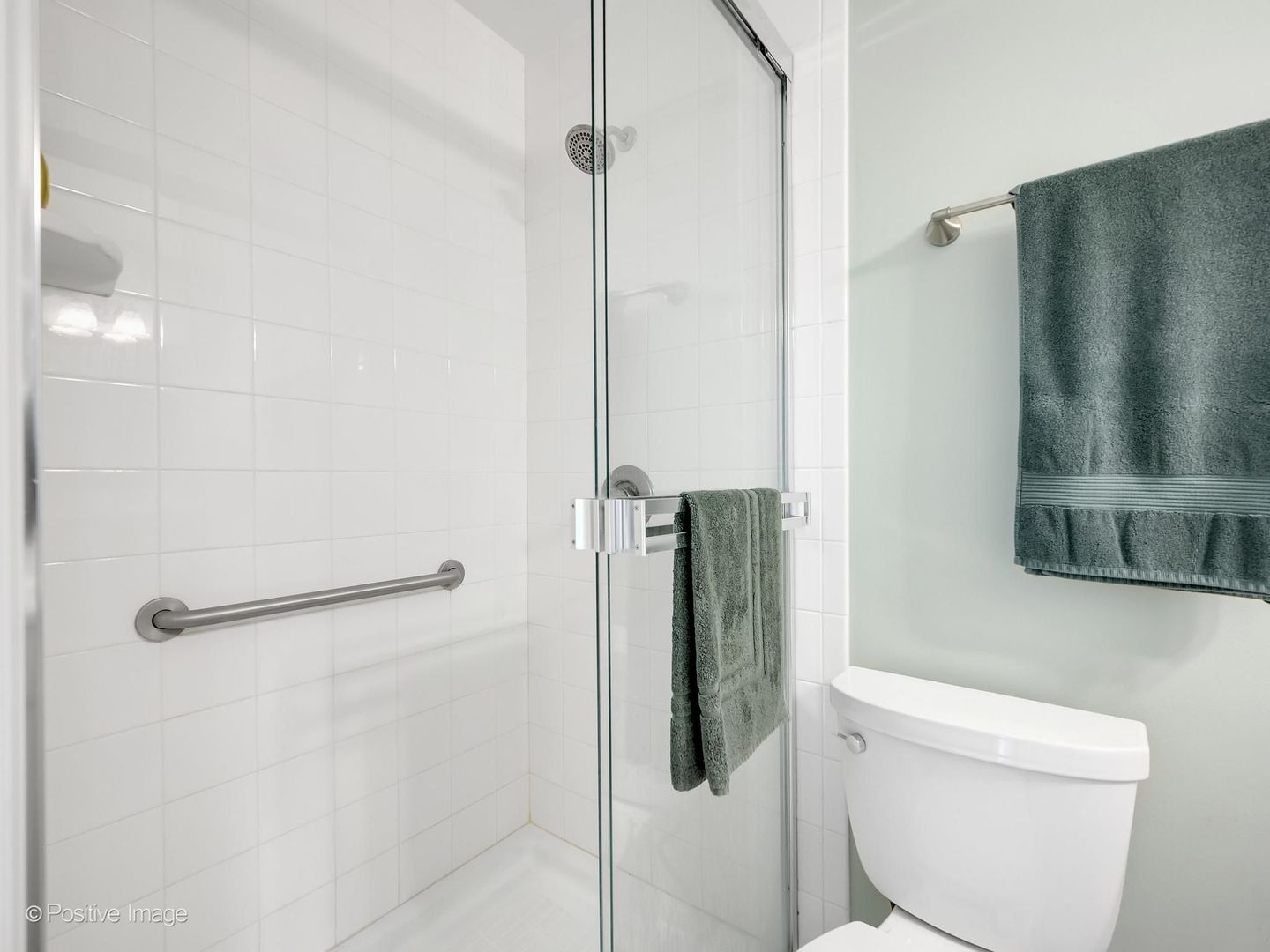 517 Renn Court Wheaton, IL 60187 - Photo 16 of 22 Gallery Image 16