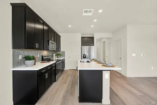 $625,000 | 674 Shefford Drive, Vacaville, CA 95687