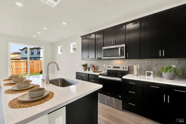 $625,000 | 674 Shefford Drive, Vacaville, CA 95687