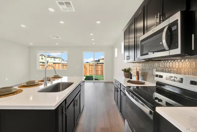 $625,000 | 674 Shefford Drive, Vacaville, CA 95687