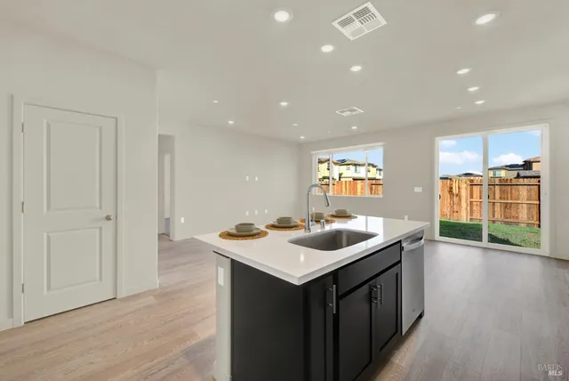 $625,000 | 674 Shefford Drive, Vacaville, CA 95687