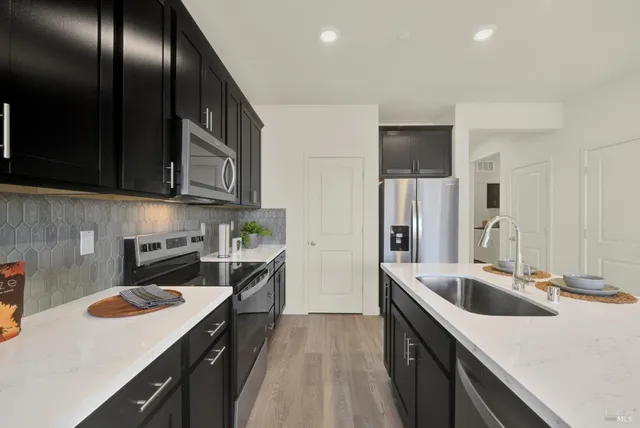 $625,000 | 674 Shefford Drive, Vacaville, CA 95687