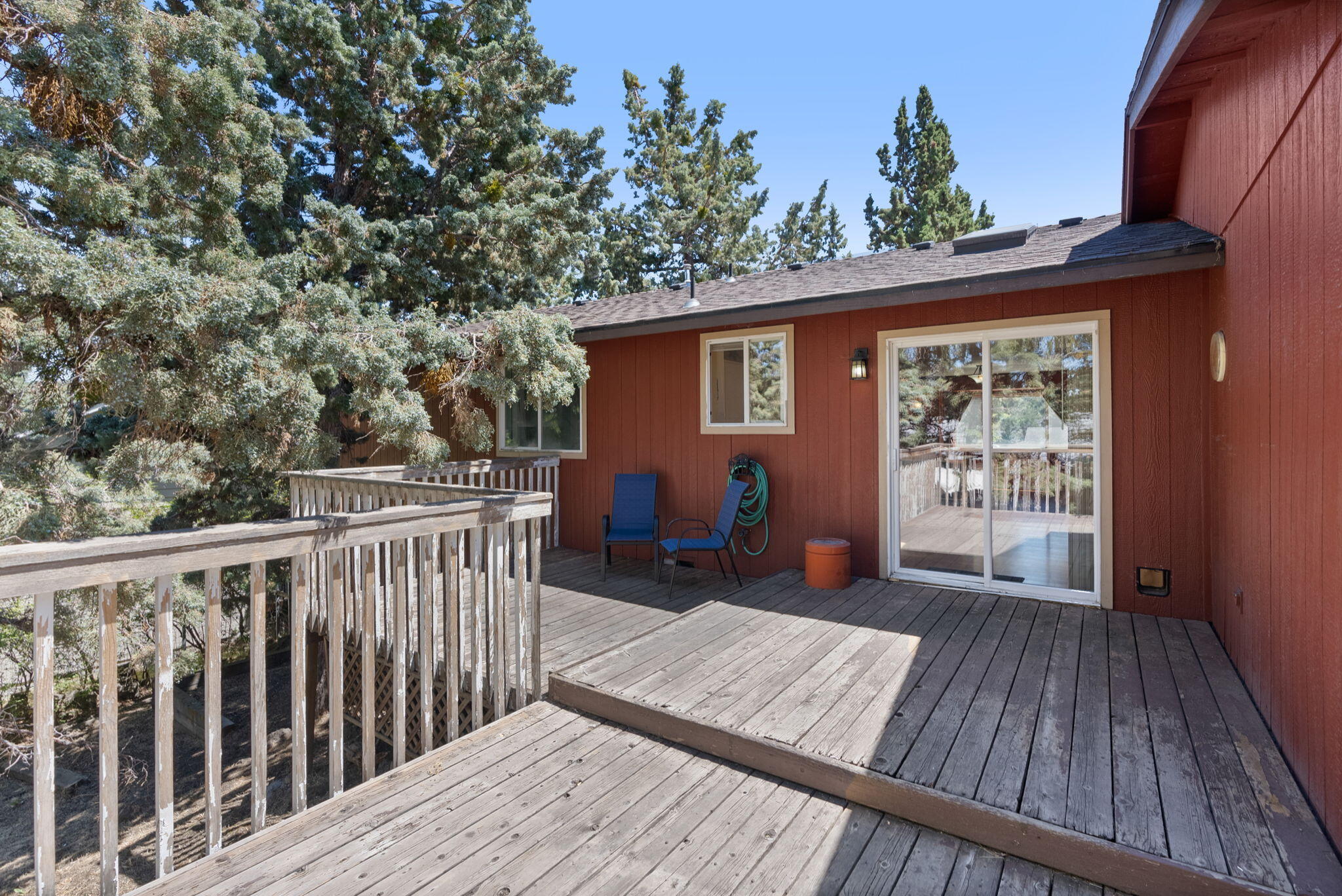 2320 Northeast Wells Acres Road Bend, OR 97701 - Photo 27 of 36 28-web-or-mls-Riley Visuals-28