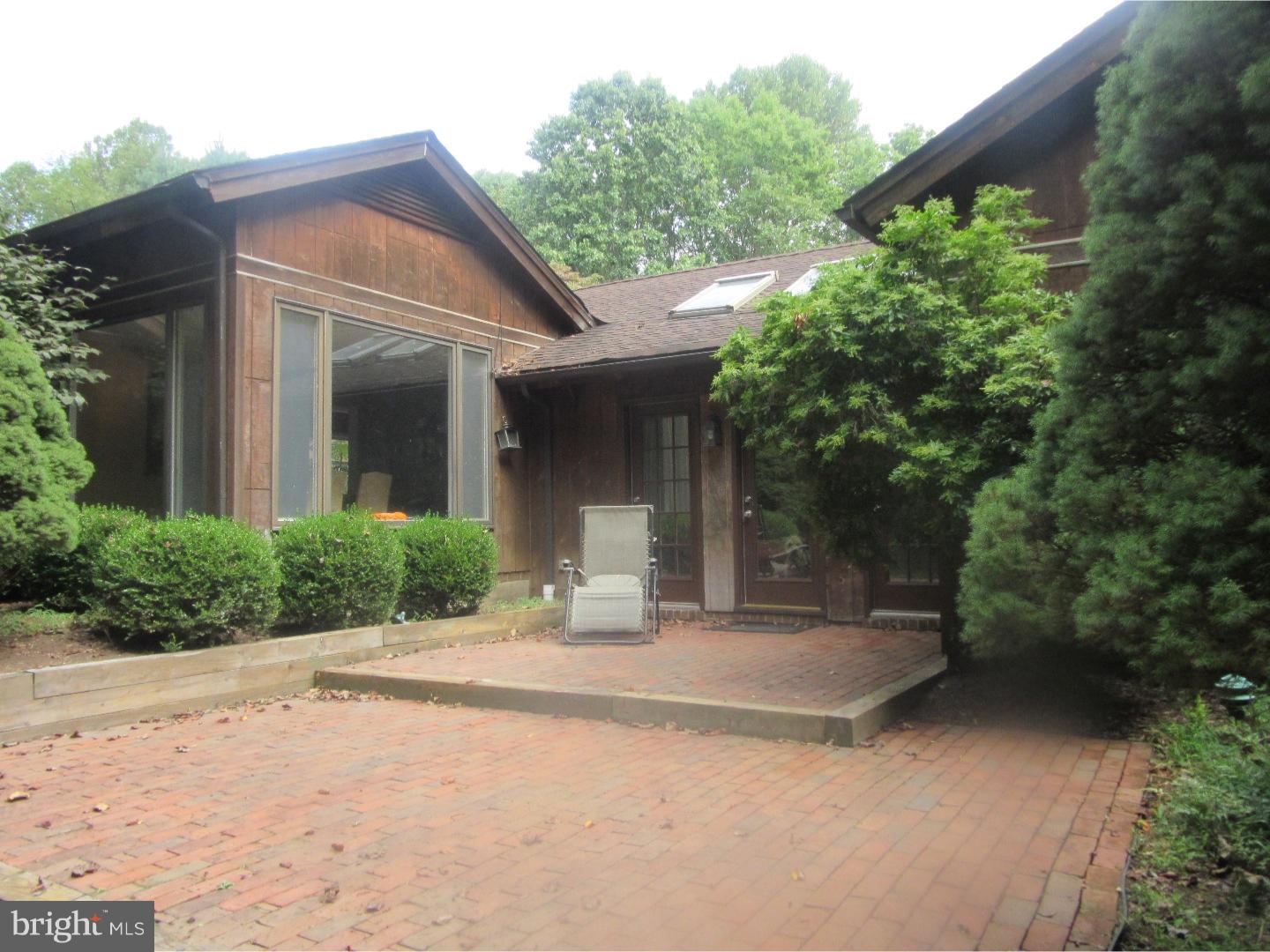 27 Ringfield Road Chadds Ford, PA 19317 - Photo 1 of 25 Exterior Back