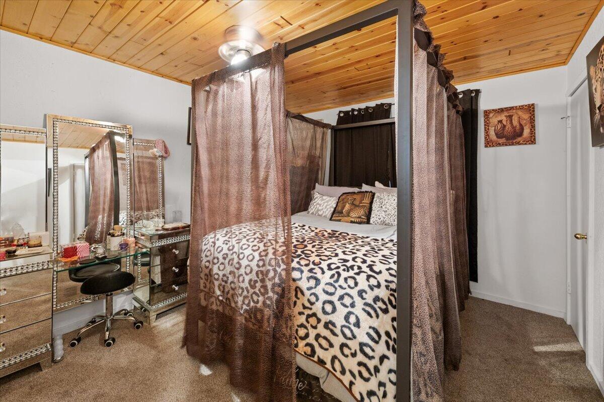 396 Riverside Avenue Sugarloaf, CA 92386 - Photo 12 of 21 12-DSC_3152