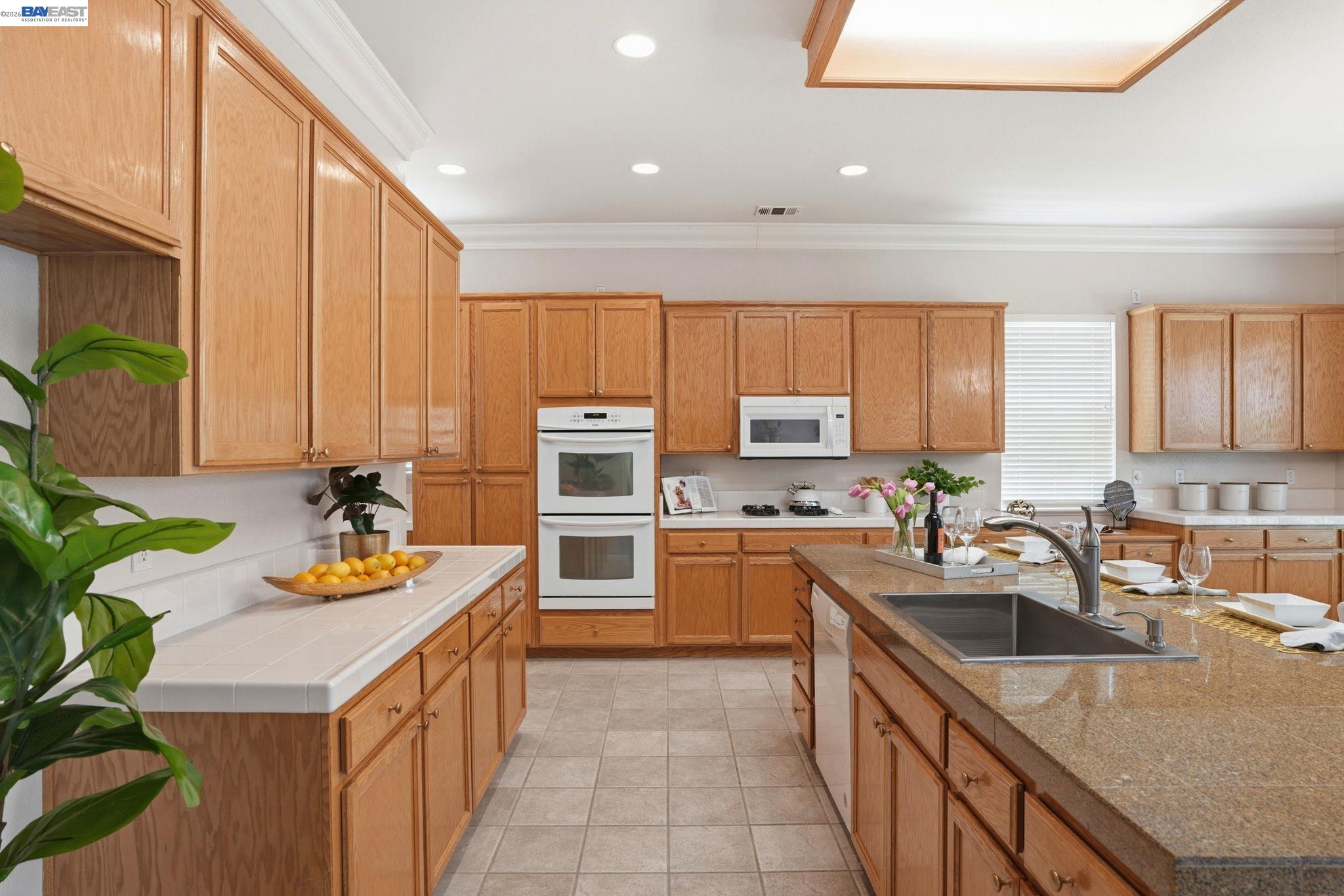 663 Clay Way Ripon, CA 95366 - Photo 16 of 50