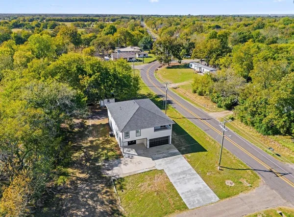 $325,000 | 111 2nd Street, Pecan Gap, TX 75469