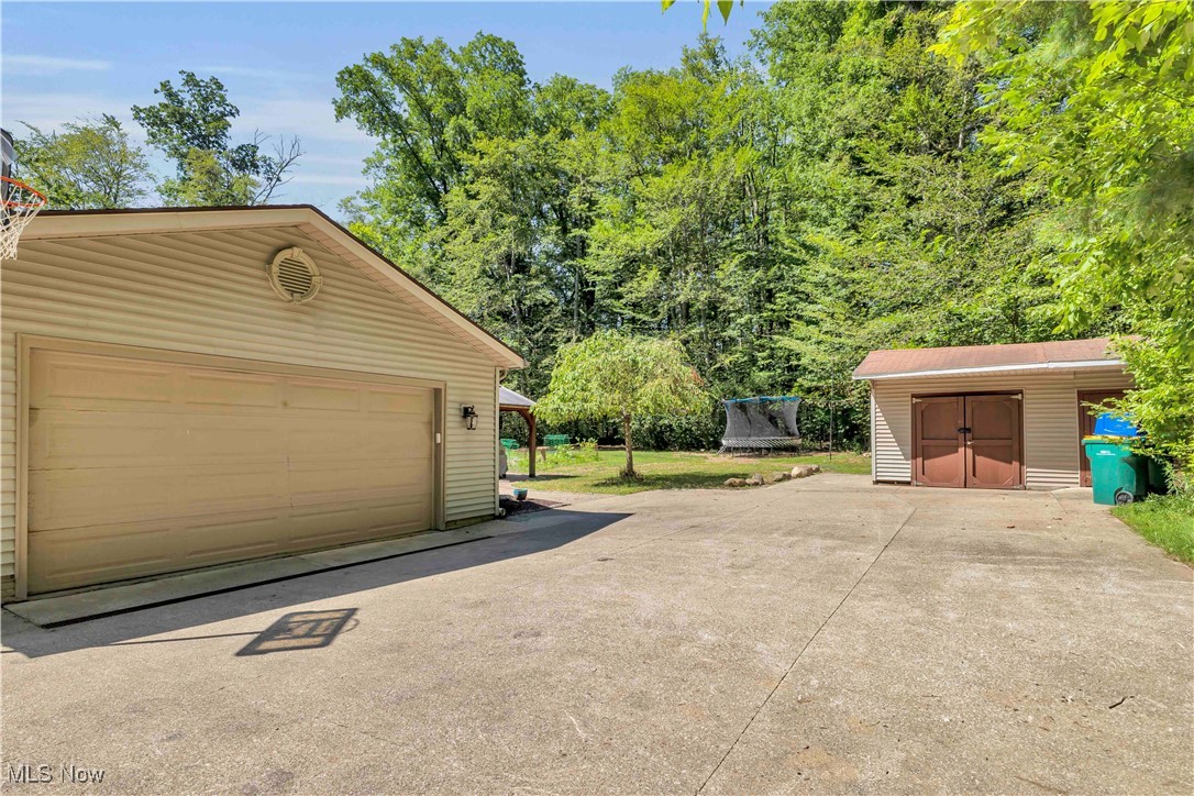 9544 Crackel Road Aurora, OH 44202 - Photo 34 of 42 Gallery Image 34